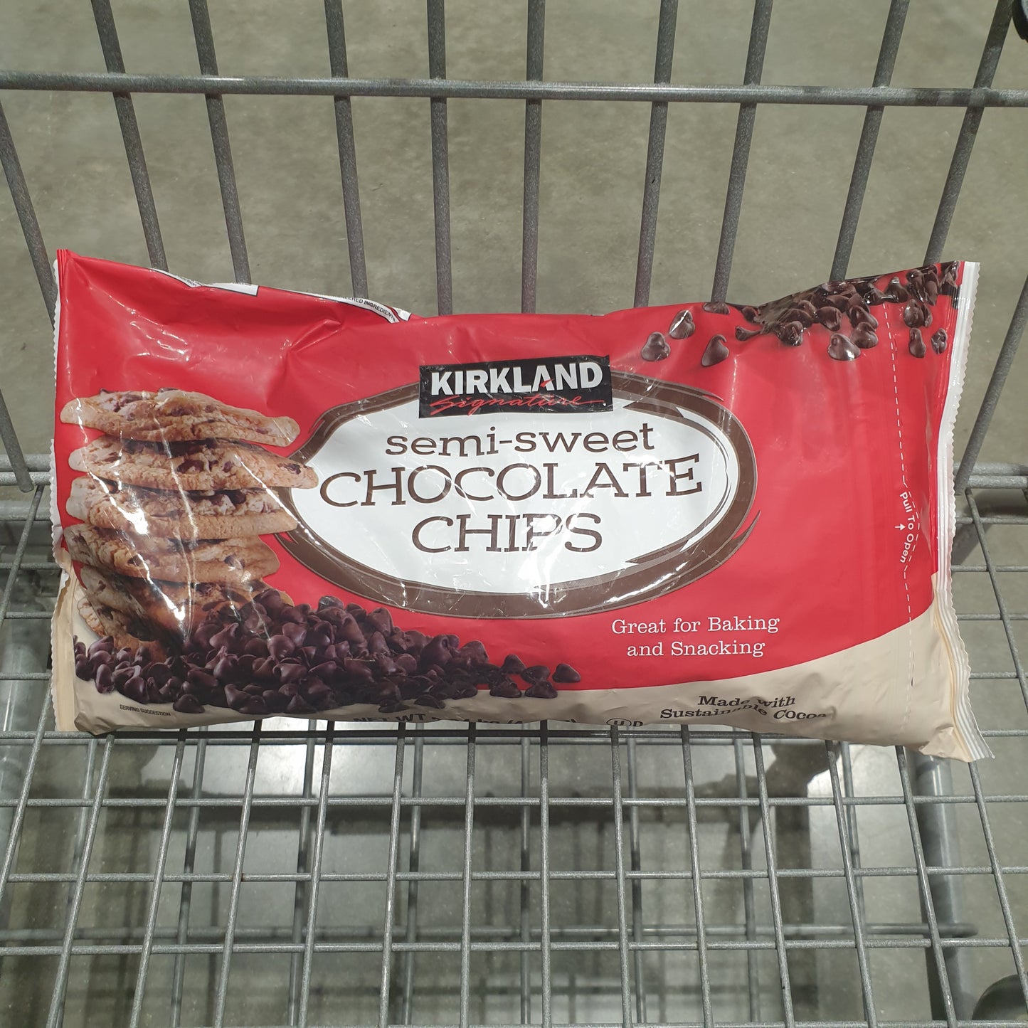 Kirkland Signature Semisweet Chocolate Chips, 2.04kg